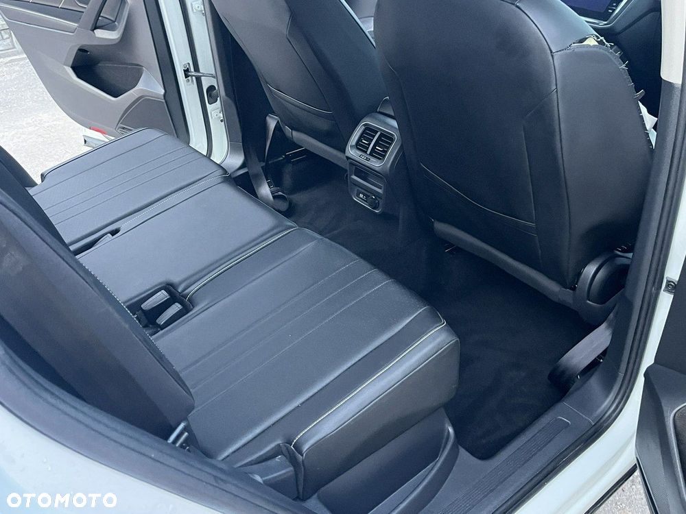 Volkswagen Tiguan - 12
