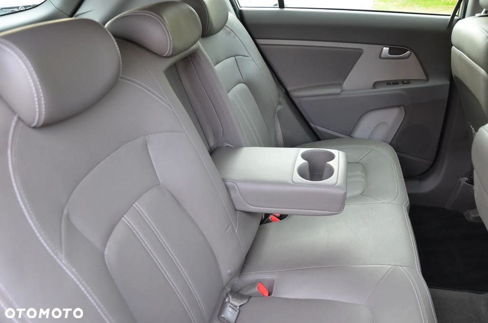 Kia Sportage 1.7 CRDI 2WD ISG Spirit - 26