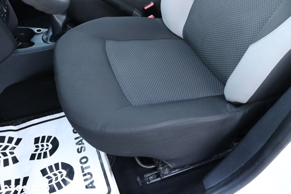 Dacia Sandero dCi 90 Laureate - 5