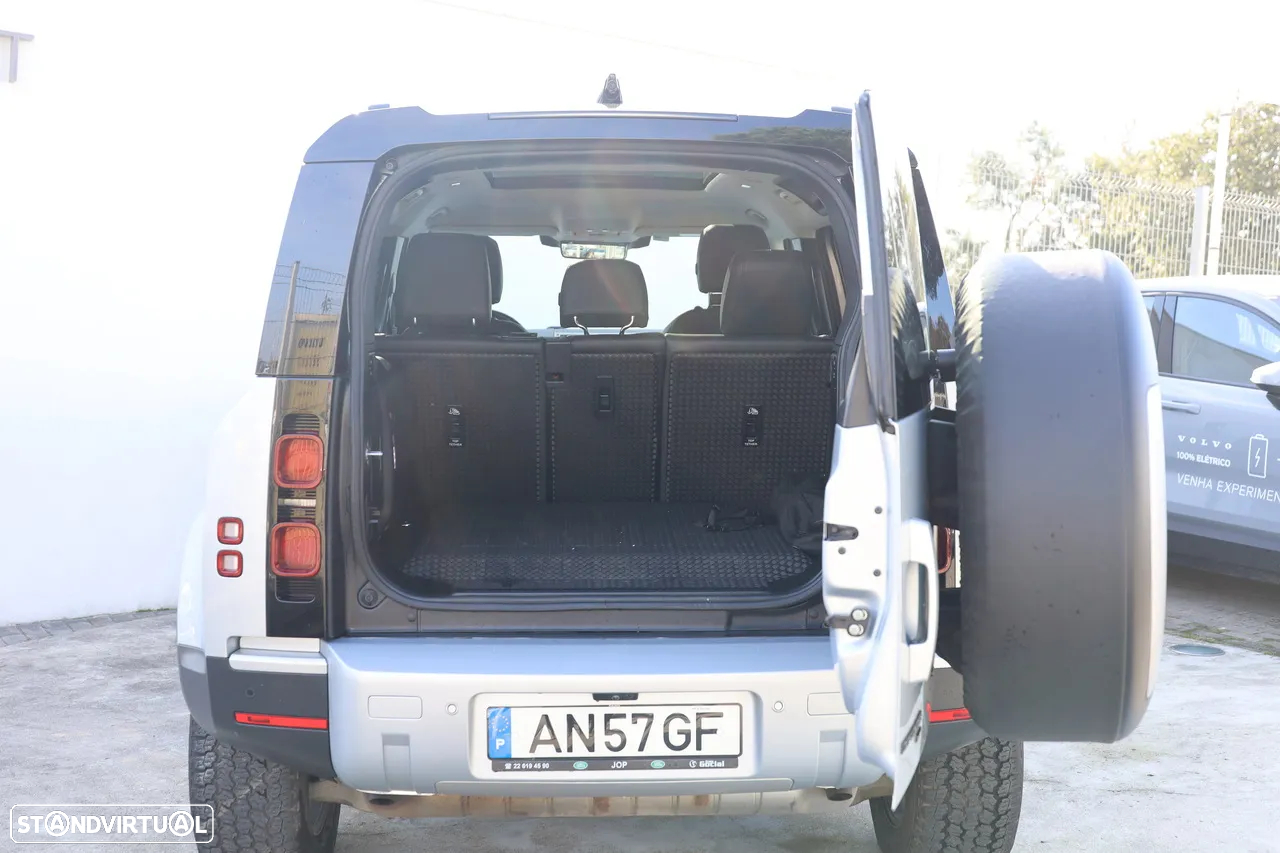 Land Rover Defender 2.0 P400e 110 AWD - 24