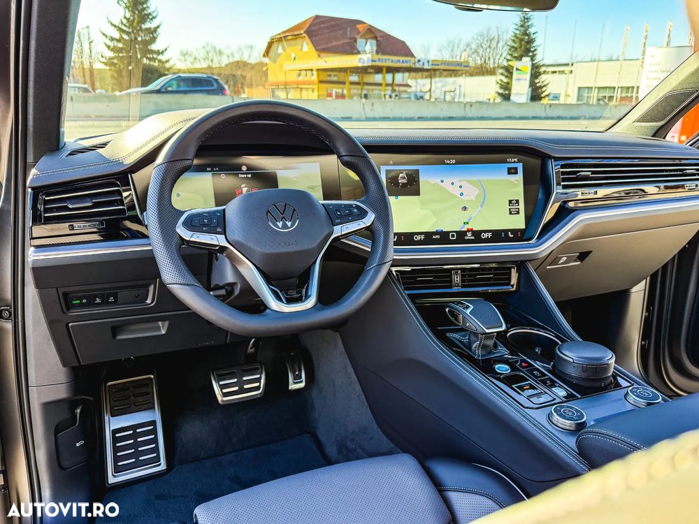 Volkswagen Touareg V6 TDI 4MOTION R-Line - 11