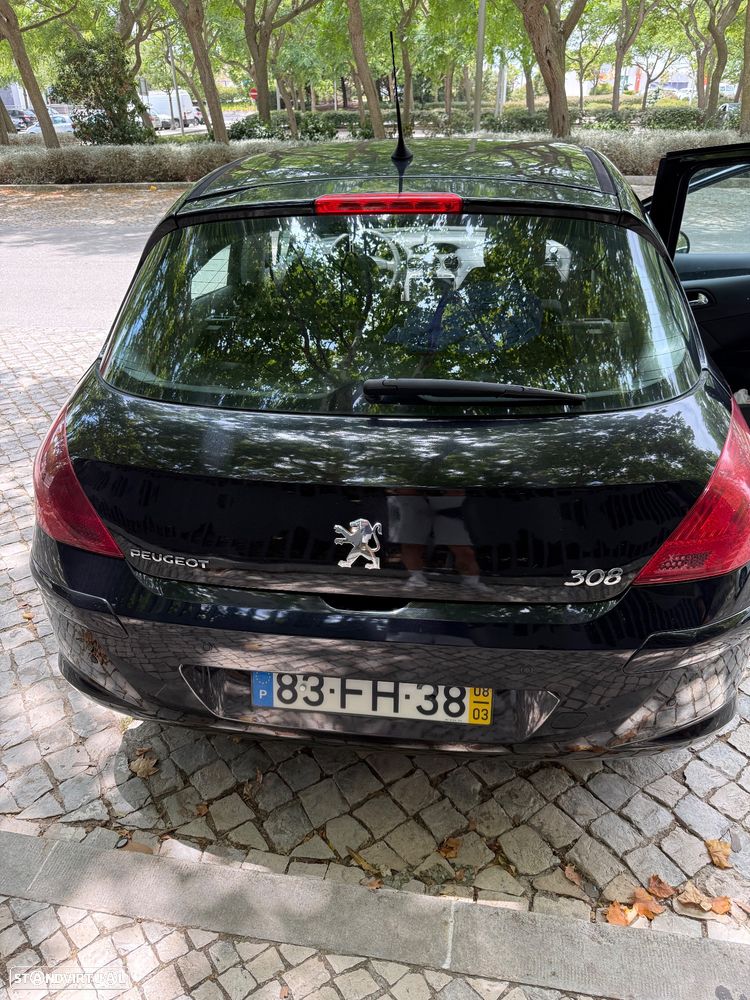Peugeot 308 1.6 HDi Executive - 18