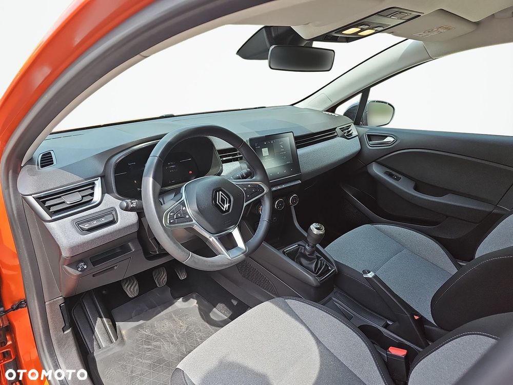 Renault Clio - 9