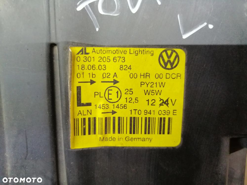 Volkswagen Touran Caddy lampy przód Xenon komplet - 5