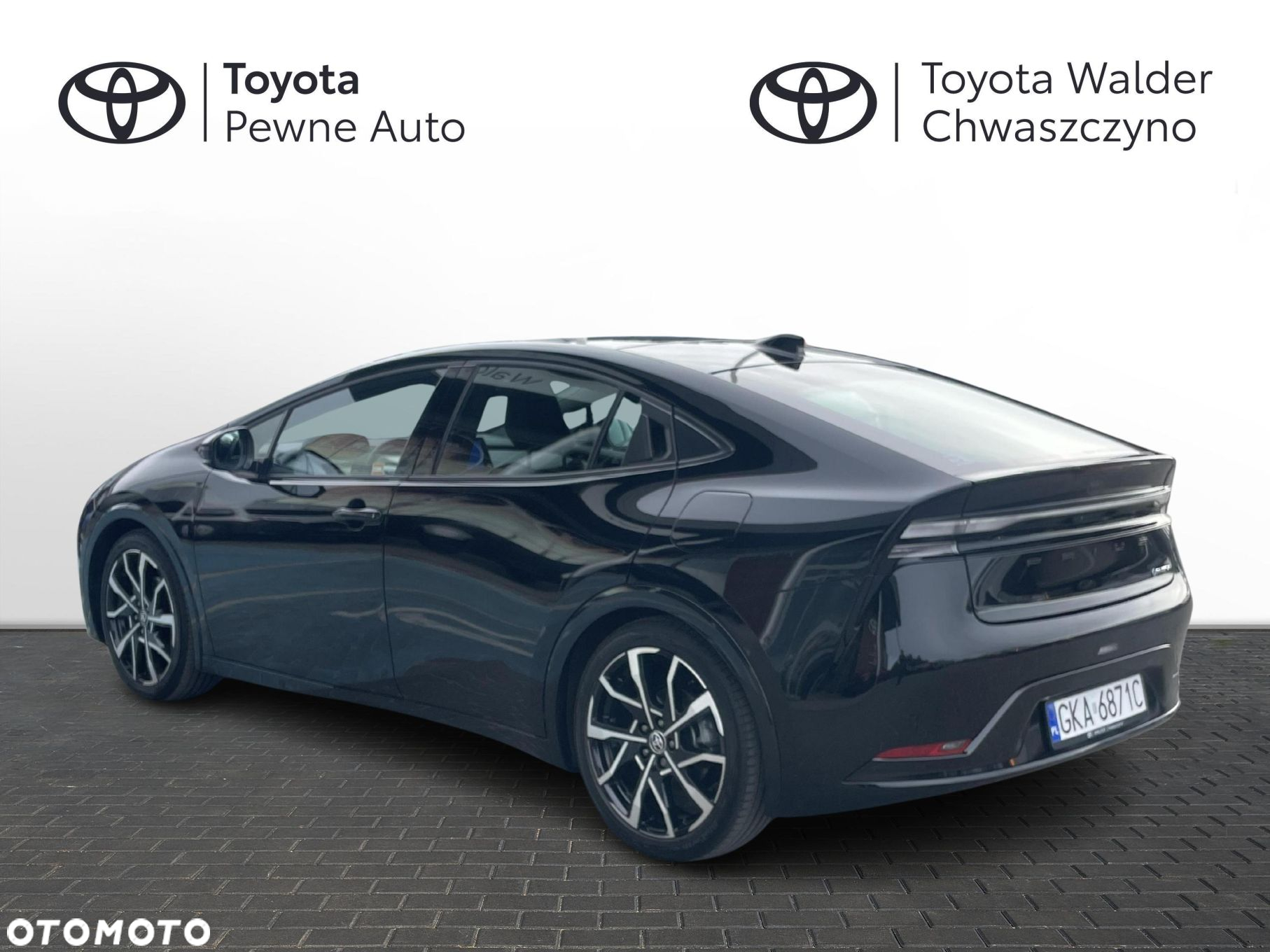 Toyota Prius - 4