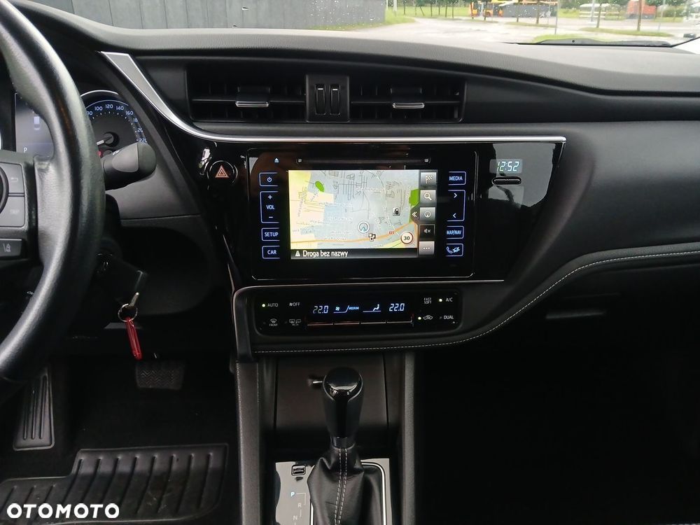 Toyota Corolla 1.6 Comfort MS - 33