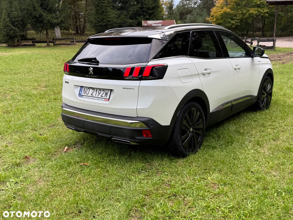 Peugeot 3008 1.6 PureTech Hybrid4 PHEV Road Trip S&S EAT8 - 8