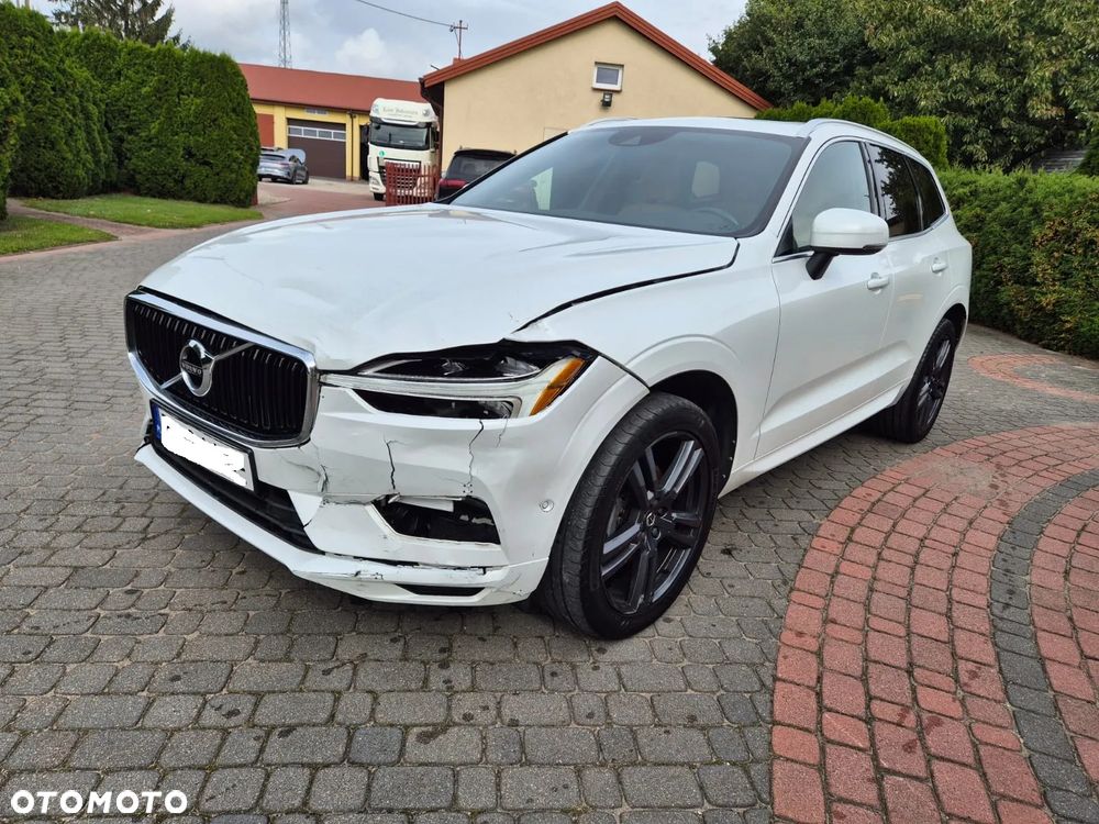 Volvo XC 60 T5 AWD Geartronic Momentum - 2