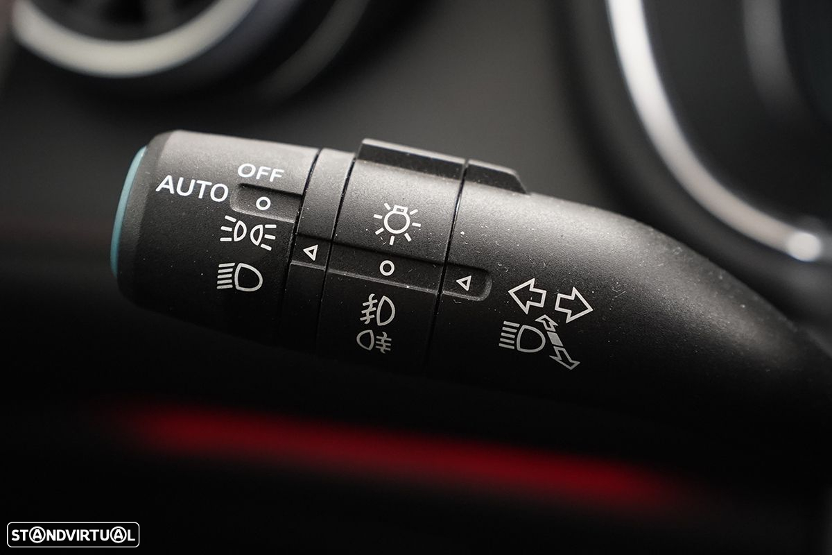 MG EHS 1.5 T-GDI Plug-in Hybrid Luxury - 13