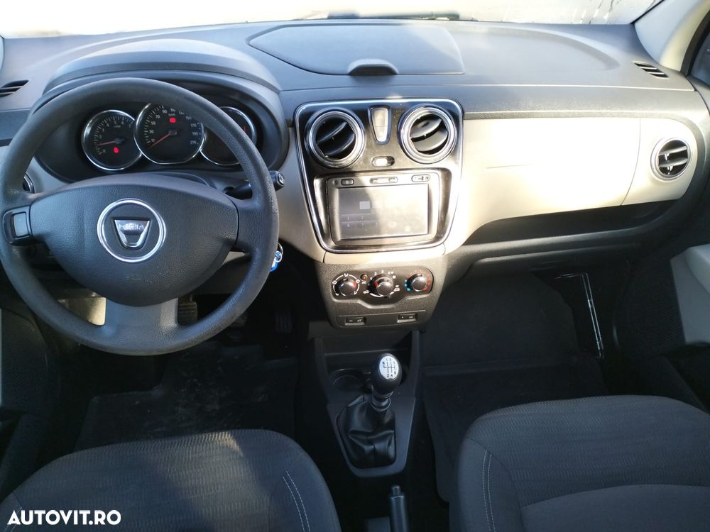 Dacia Lodgy dCi 110 Celebration - 7