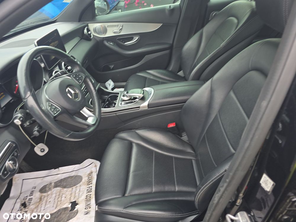 Mercedes-Benz Klasa C 300 9G-TRONIC - 7