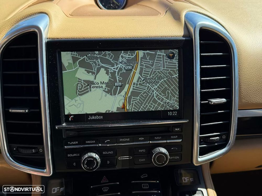 Porsche Cayenne S - 10