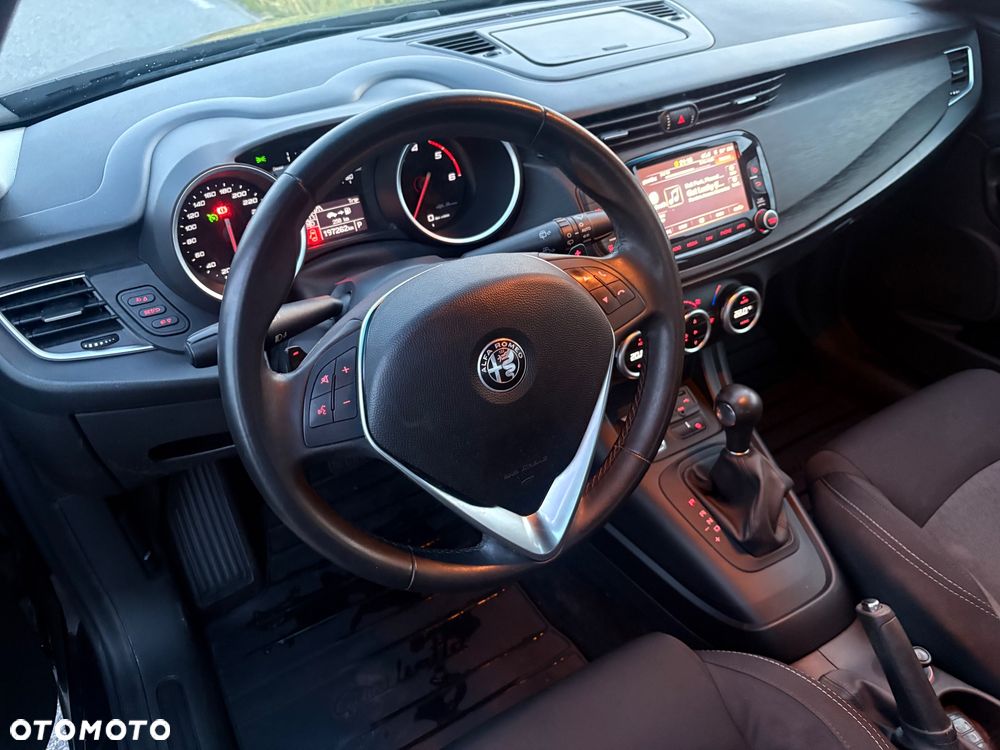 Alfa Romeo Giulietta 1.6 JTDM TCT - 23