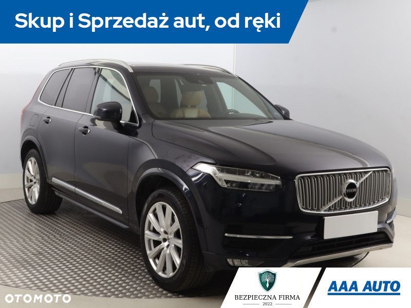 Volvo XC 90 - 3