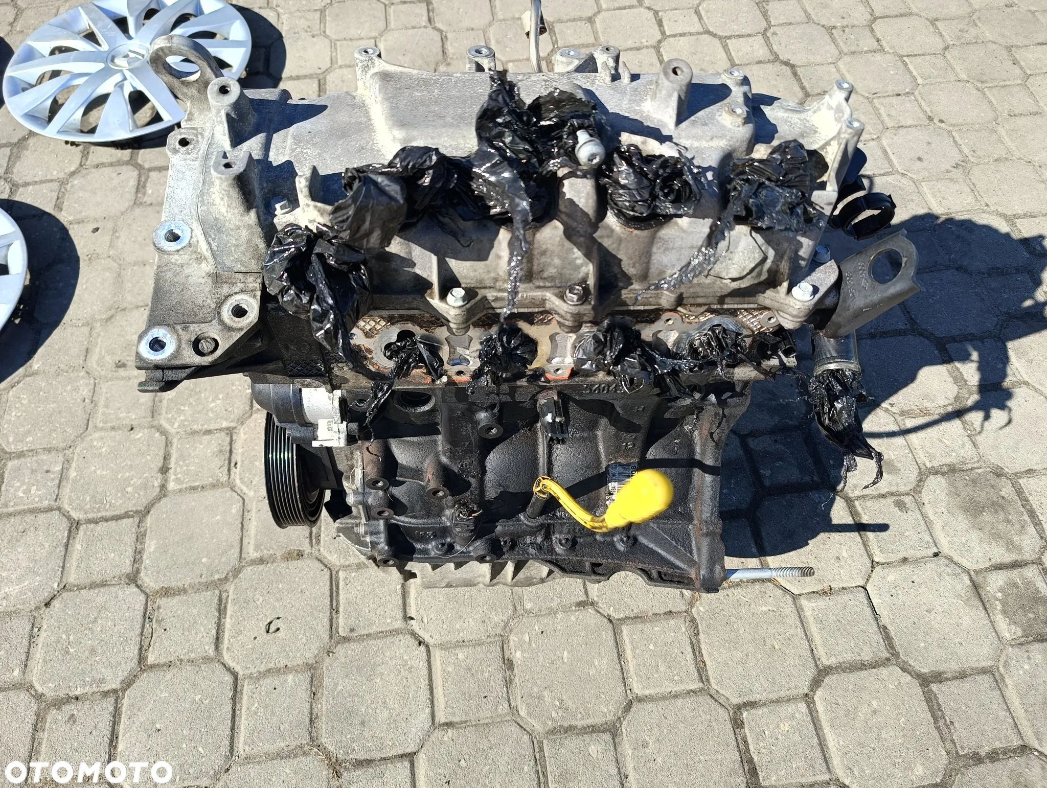 RENAULT CLIO III 3 SILNIK 1.2 TCE D4F H784 - 1