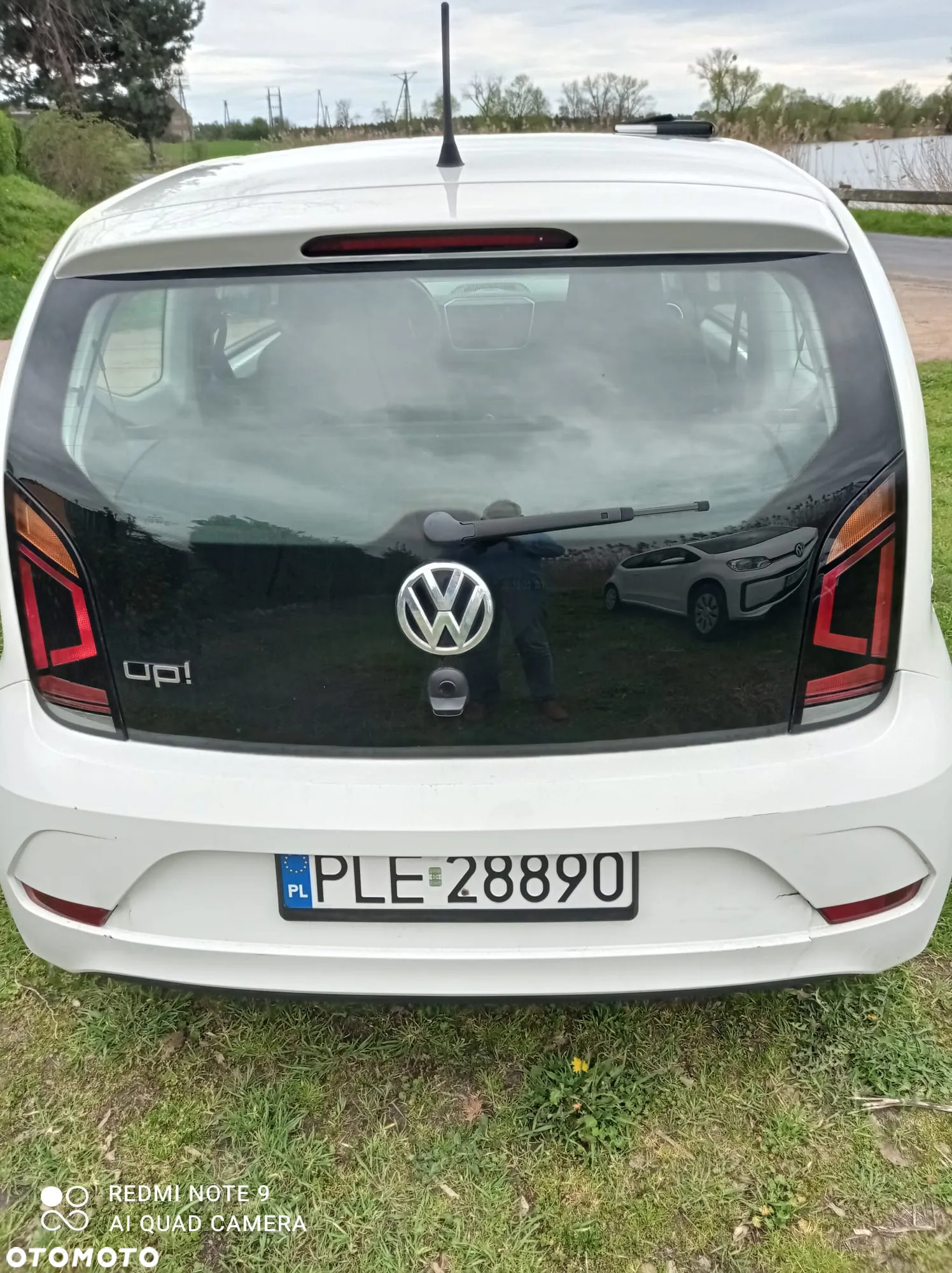 Volkswagen up! 1.0 beats - 3