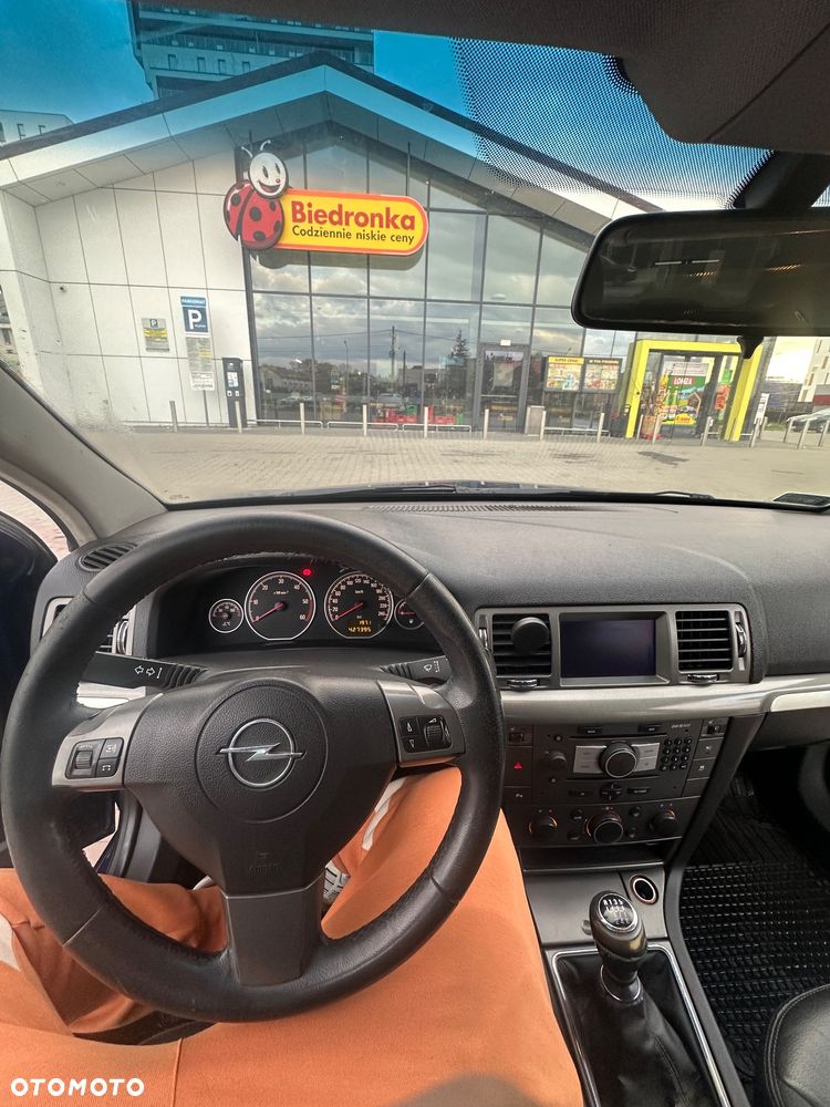 Opel Vectra 1.9 CDTI Cosmo - 11