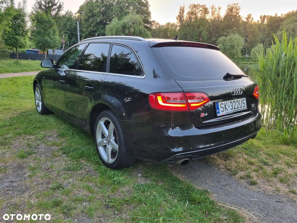 Audi A4 Avant 3.2 FSI quattro S line Sportpaket (plus) - 2