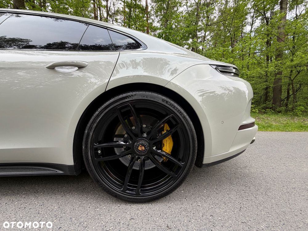 Porsche Panamera - 11