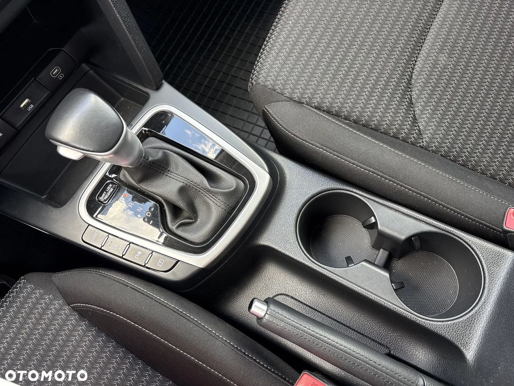 Kia Ceed 1.5 T-GDI M DCT - 17