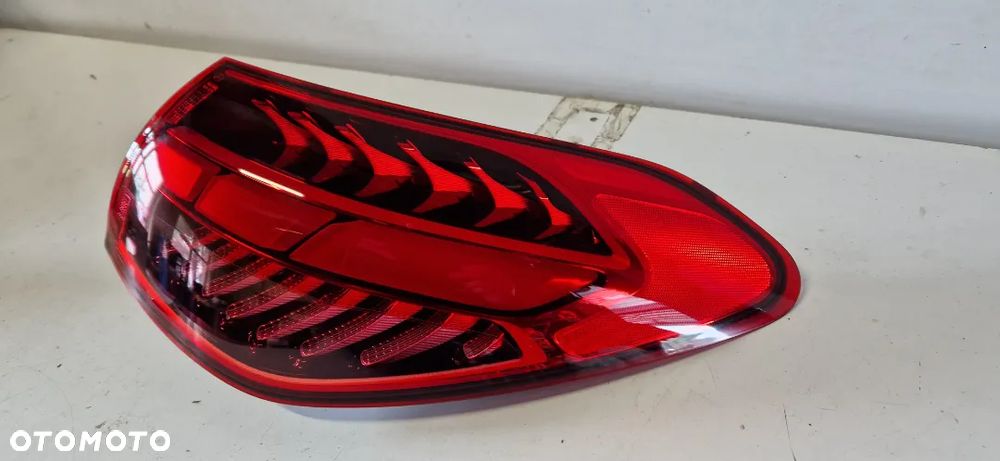 Lampa tył tylna prawa Mercedes C Klasa w206 206 Kombi - 2