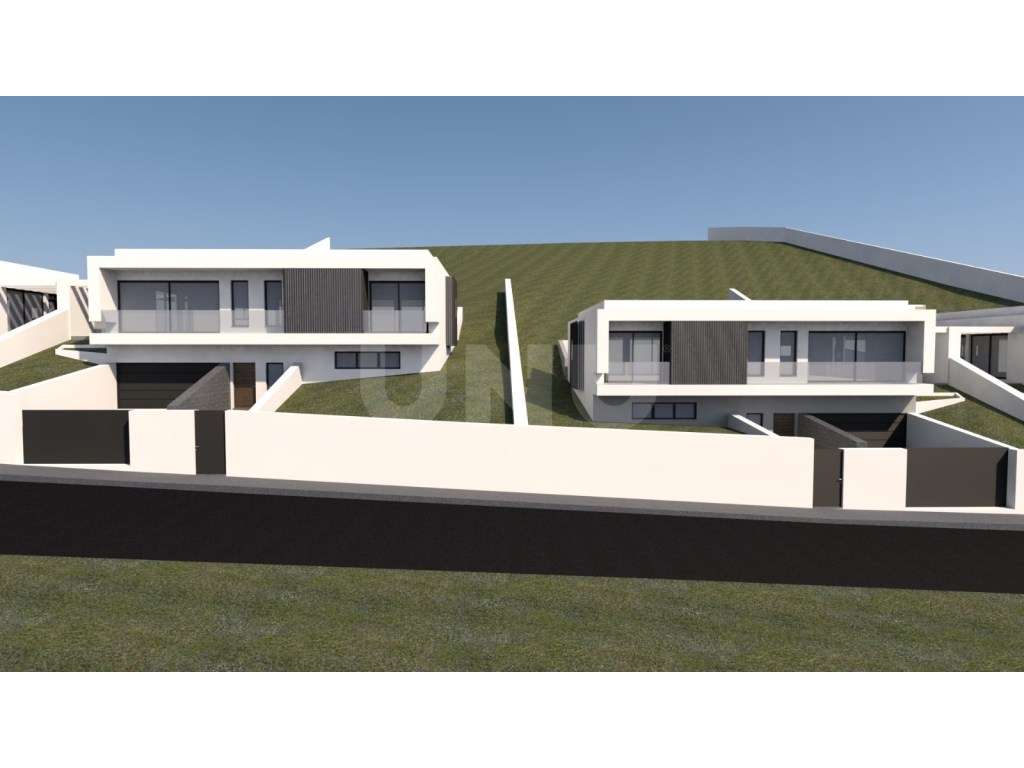 Terreno urbano c/ 3.354m2| Projeto Aprovado para 2 Moradias | Sta. ... - Grande imagem: 2/11