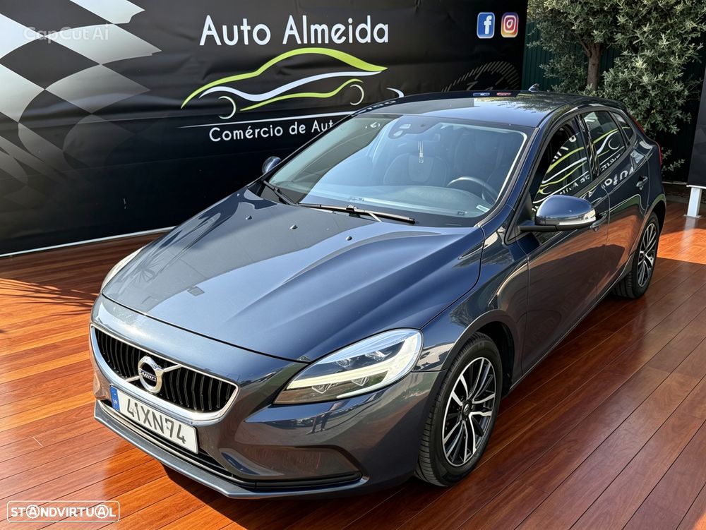 Volvo V40 2.0 D3 Momentum - 2