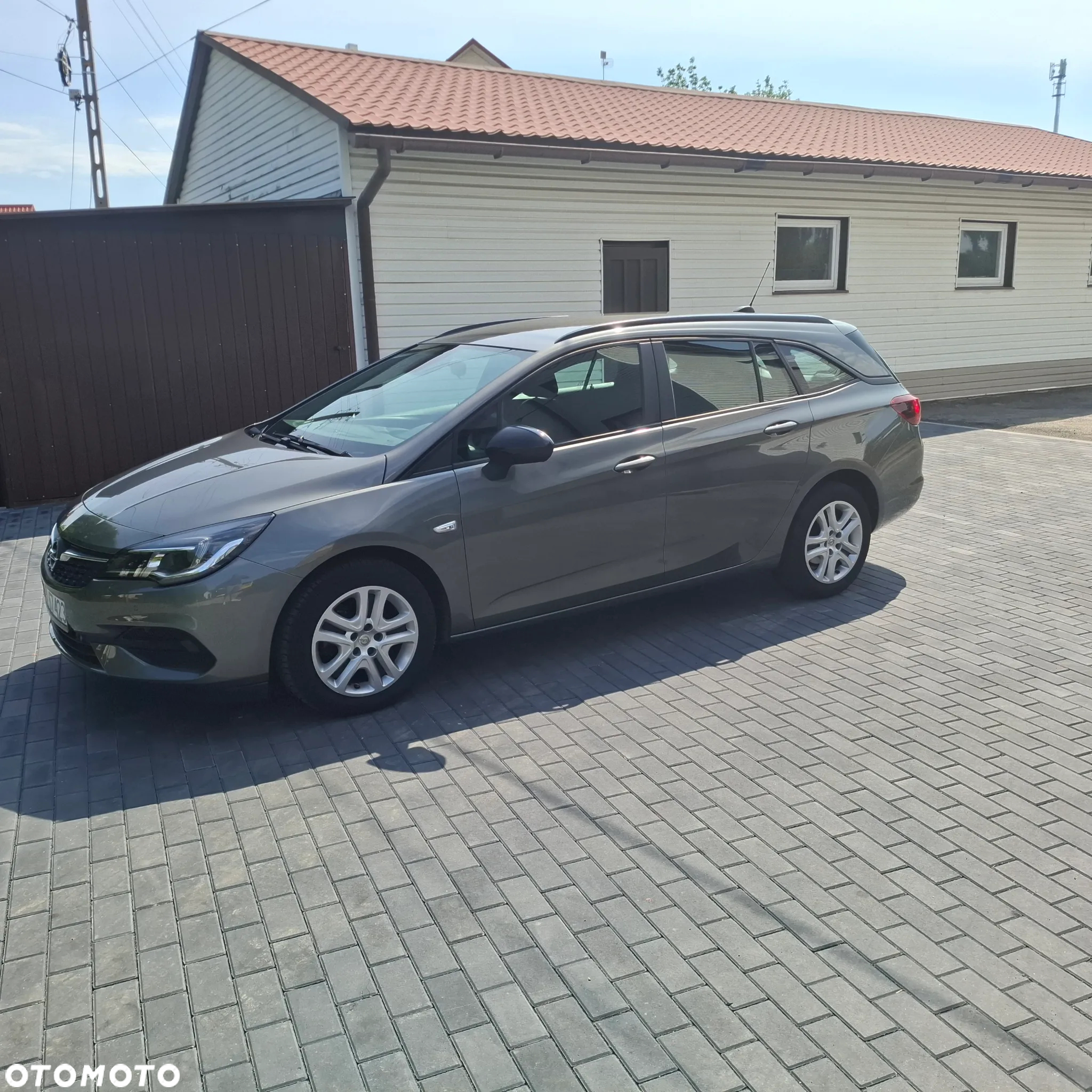 Opel Astra - 2