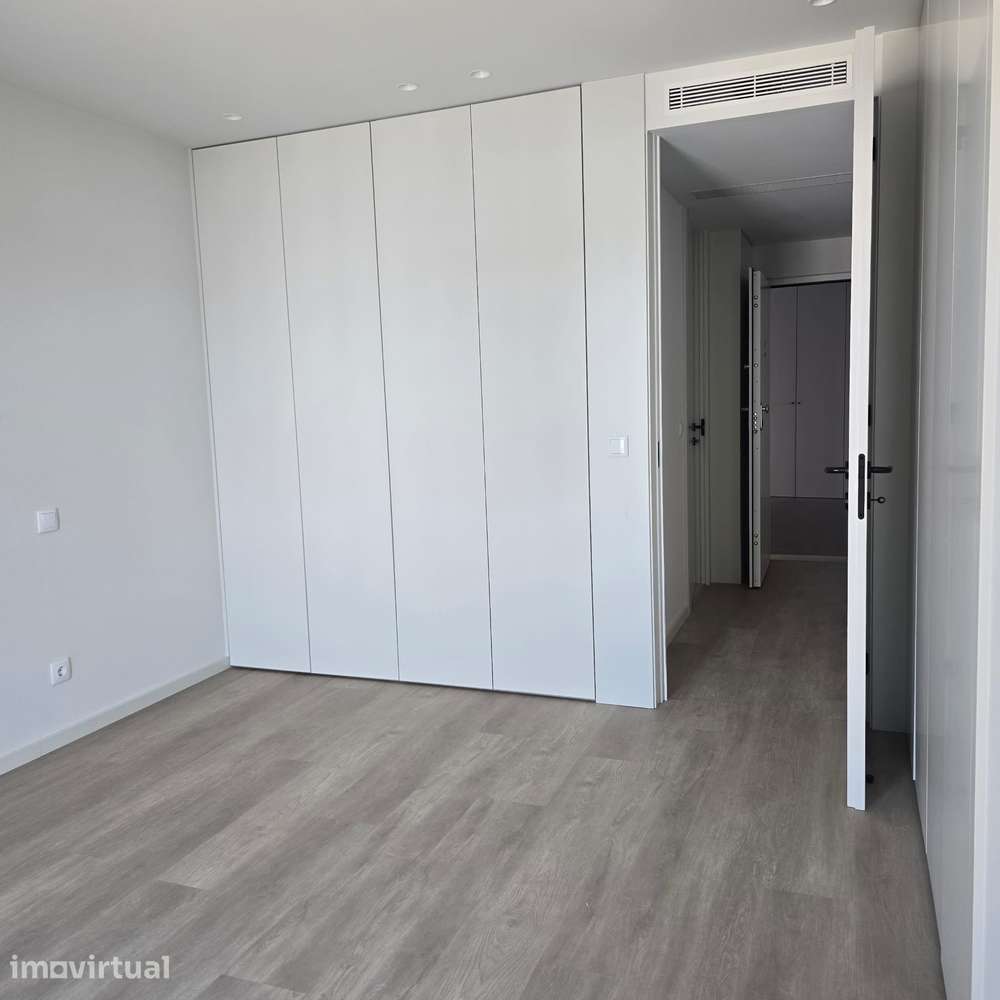 T1 Novo com Lugar de Garagem junto à UM – Azurém, Guimarães - Grande imagem: 4/9