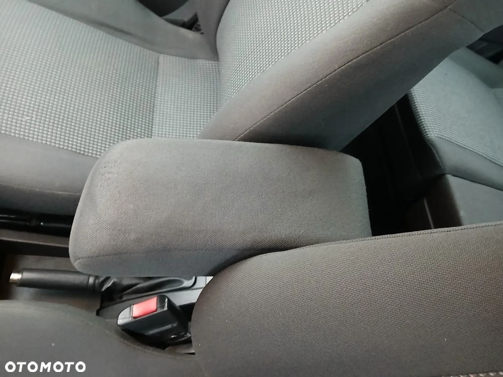 Opel Meriva 1.6 16V Cosmo - 36