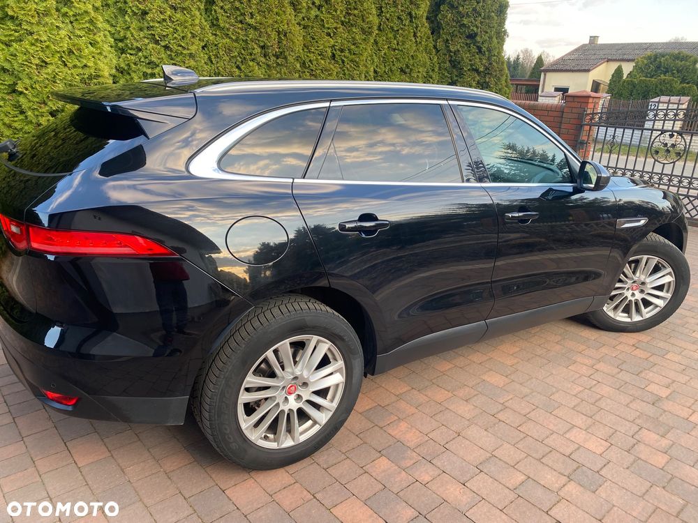 Jaguar F-Pace - 7