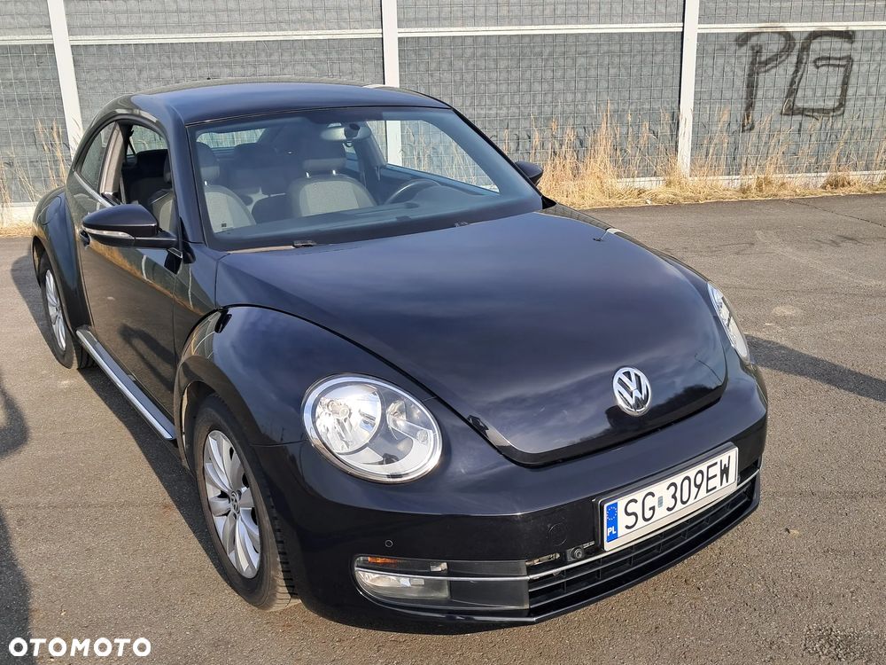 Volkswagen Beetle 1.6 TDI DPF Blue Motion Technologie Design - 2
