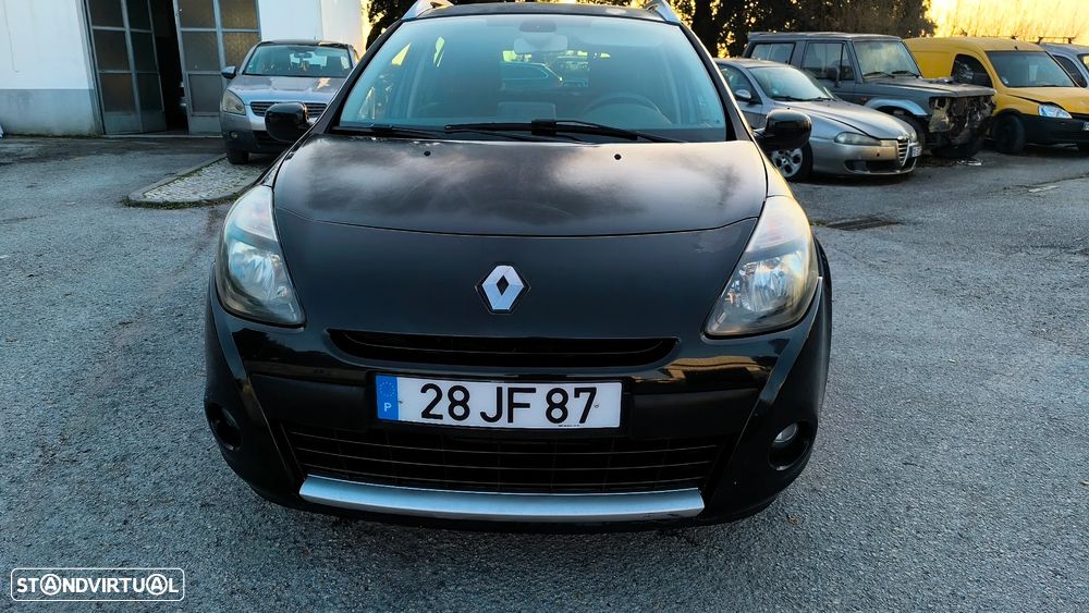 Renault Clio Sport Tourer - 27