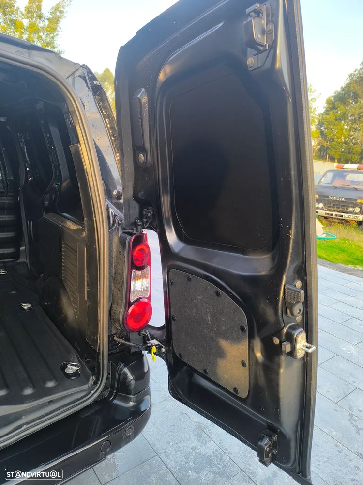 Peugeot Partner - 17