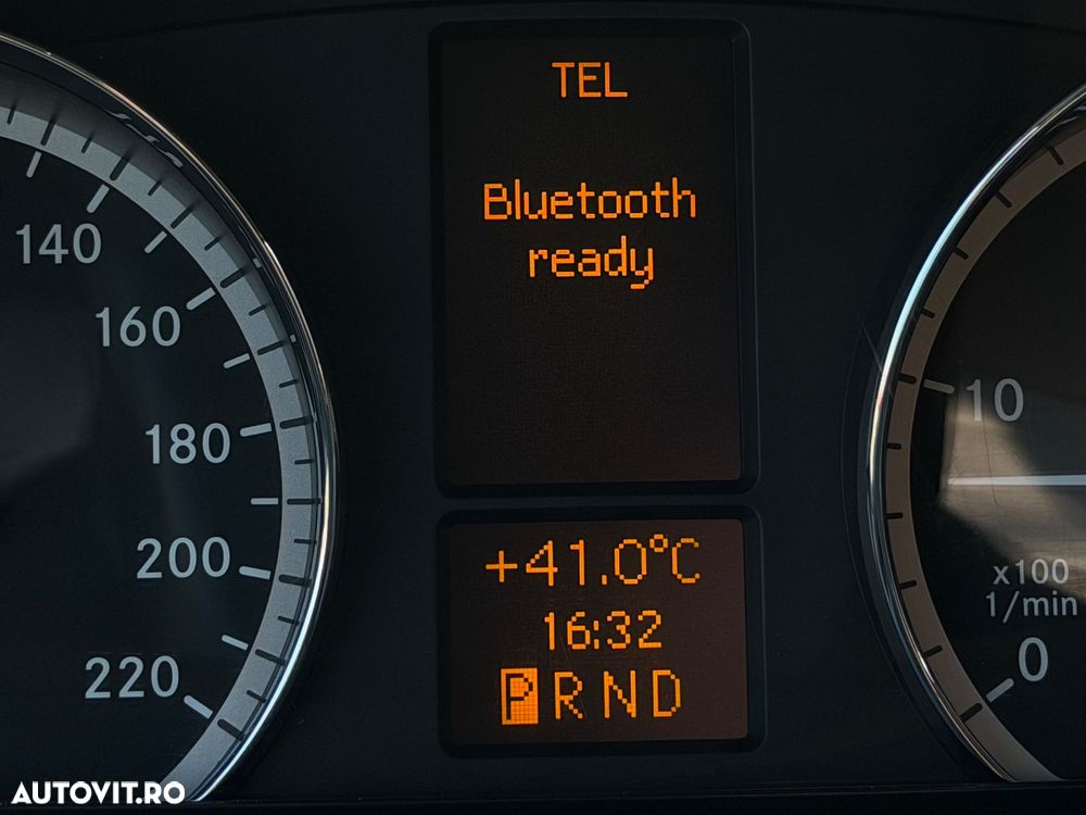 Mercedes-Benz Viano 3.0 CDI DPF lang Automatik Avantgarde - 38