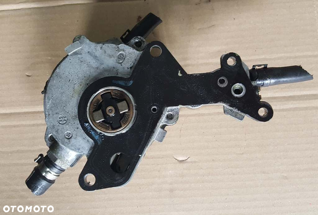 POMPA VACUM PODCIŚNIENIOWA 1.4 TDI 1.9 TDI 2.0 TDI BOSCH AWX AVF AVB ASZ ARL AJM AVU BRB BKC BXE BJB BRU AVQ BXF ATD BKE AXR BLS BSU AUY BRS BNM BNV BMM BMP BRT VW AUDI SEAT SKODA WYSYŁKA !!!!! - 3