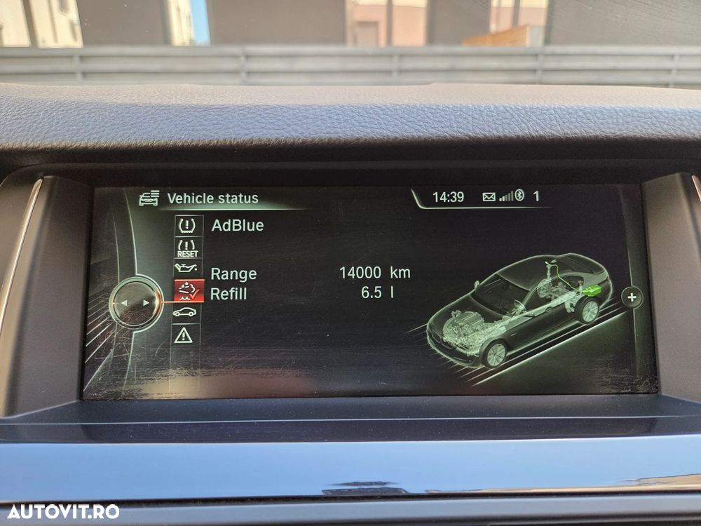 BMW Seria 5 520d xDrive - 24