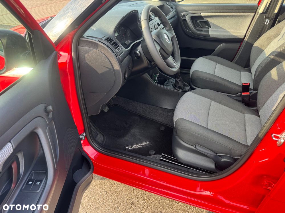 Skoda Fabia 1.2 HTP Active - 11