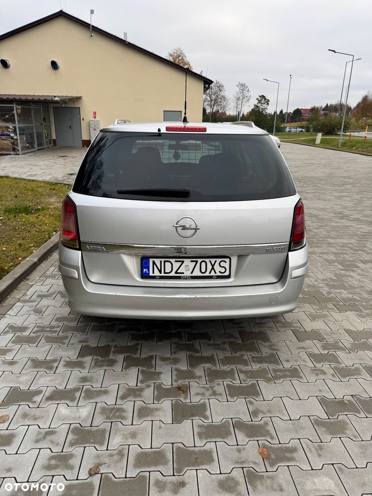 Opel Astra 1.9 CDTI Enjoy - 21