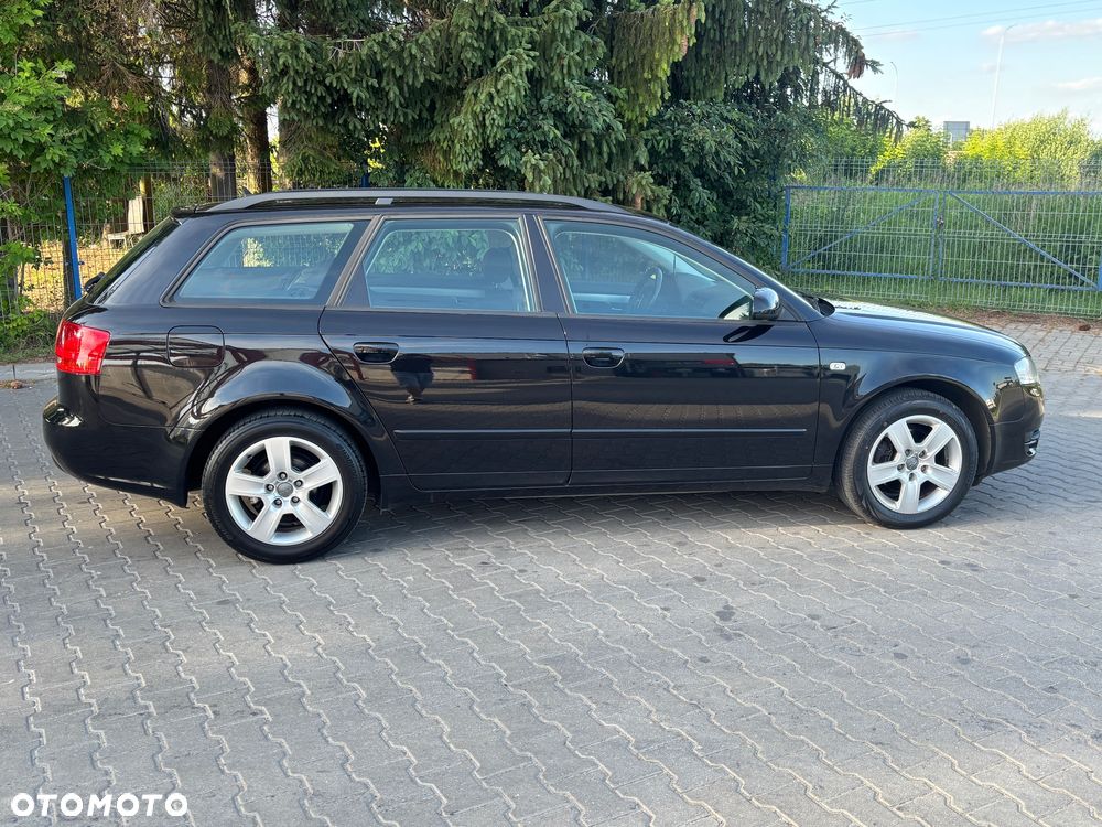 Audi A4 Avant - 29