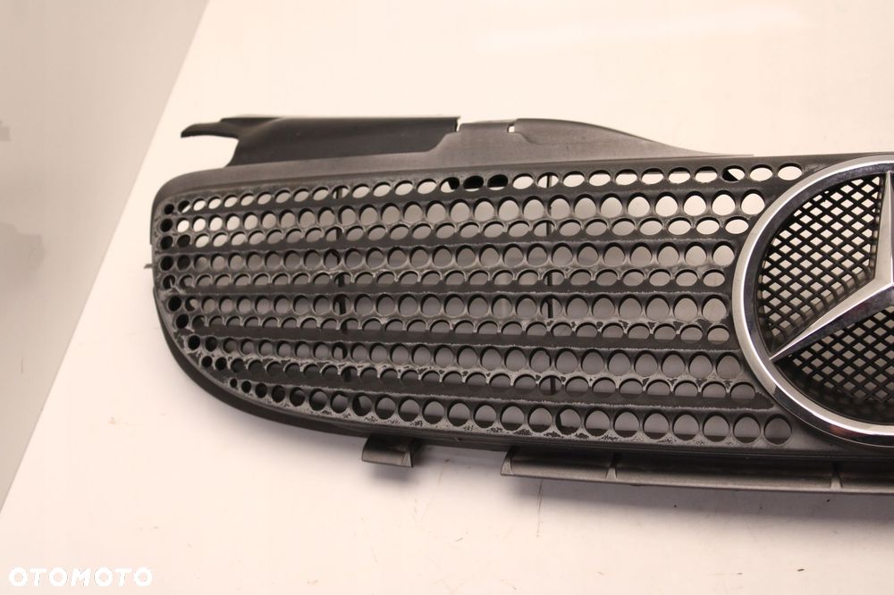 MERCEDES SLK R170 2003R GRILL ATRAPA CHŁODNICY - 2