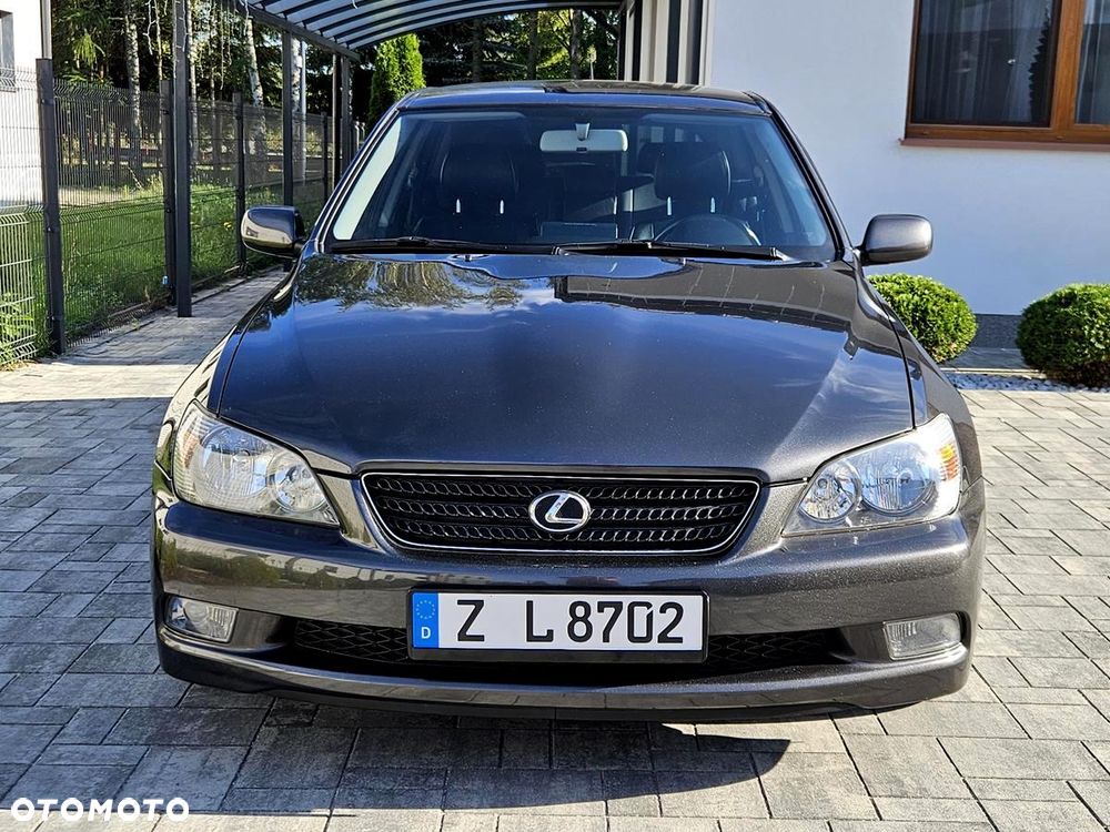Lexus IS 200 SC Prestige - 20
