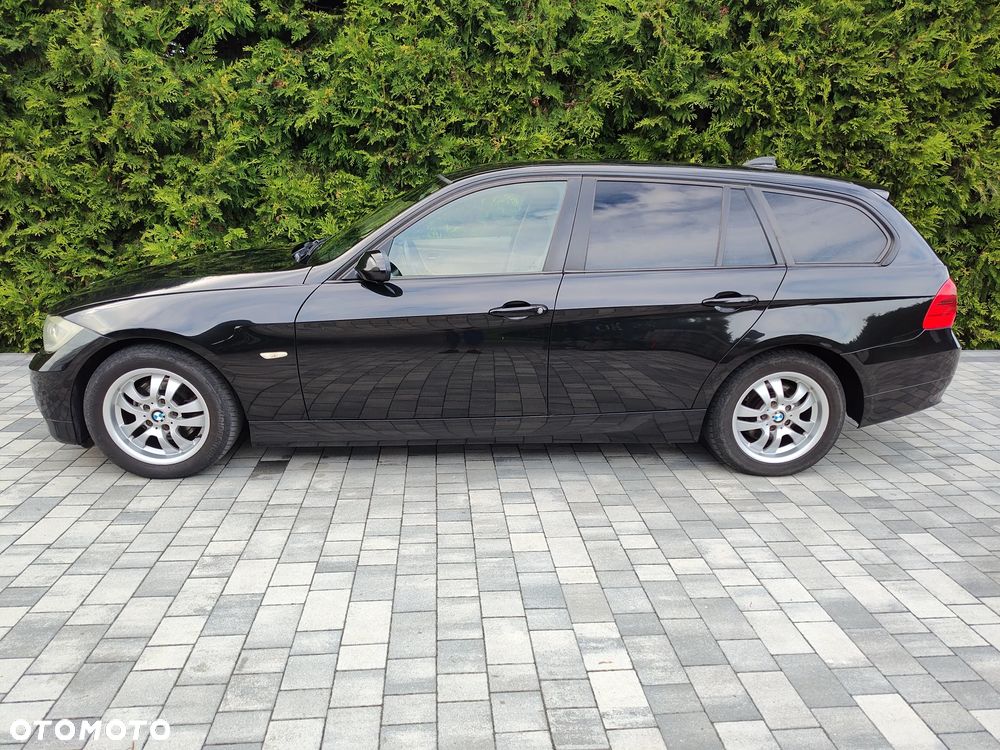 BMW Seria 3 320d - 12