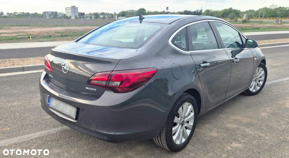 Opel Astra 1.7 CDTI ecoFLEX - 23