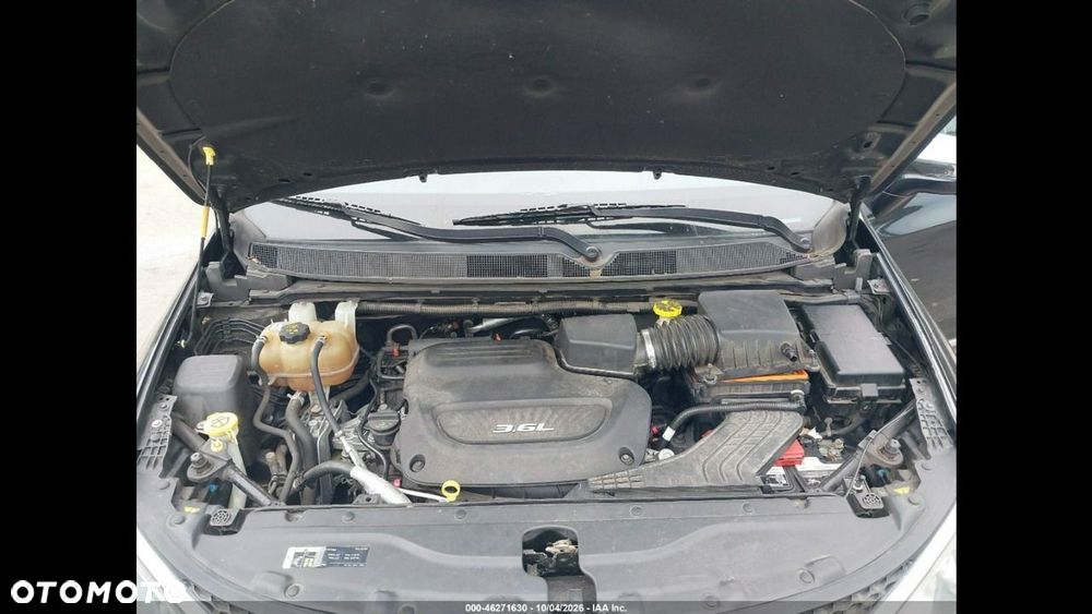 Chrysler Pacifica - 12