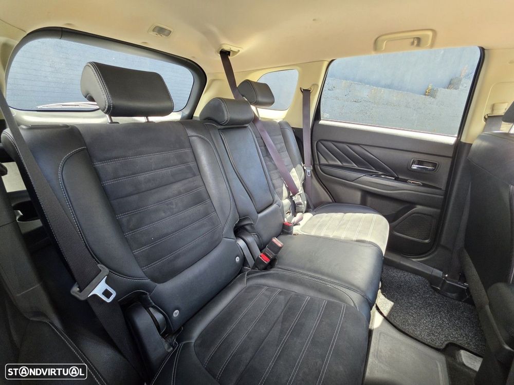Mitsubishi Outlander 2.0 Intense Navi - 6