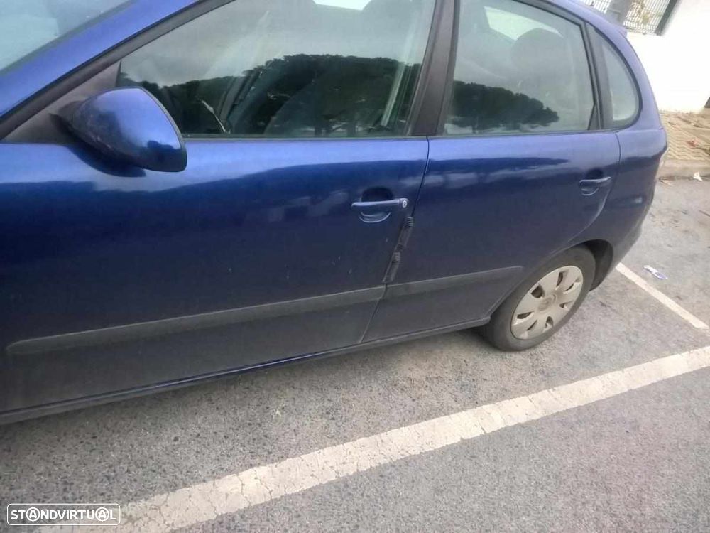 SEAT Ibiza 1.2 12V Signo - 32