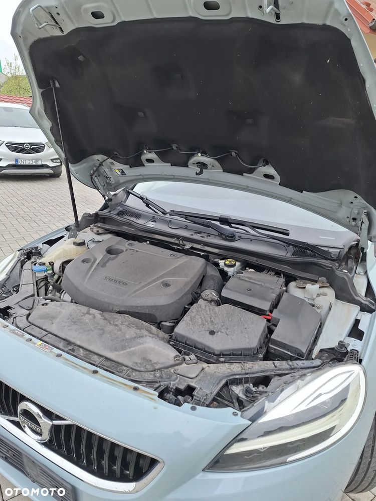 Volvo V40 D2 Momentum - 26