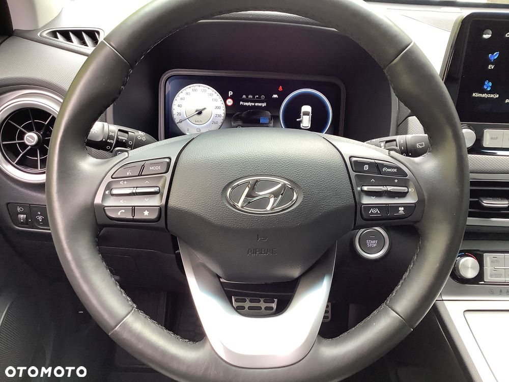 Hyundai Kona 64kWh Executive - 15
