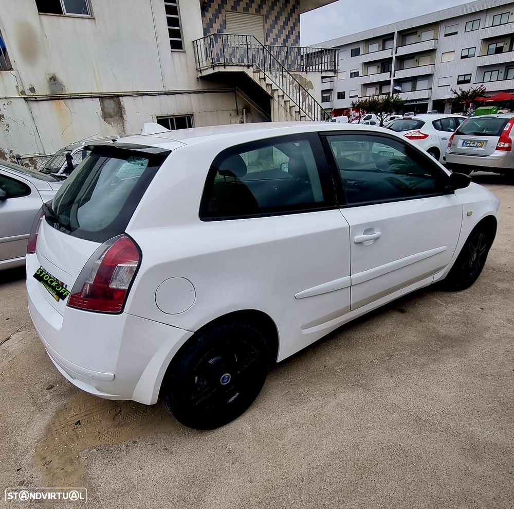Fiat Stilo - 8